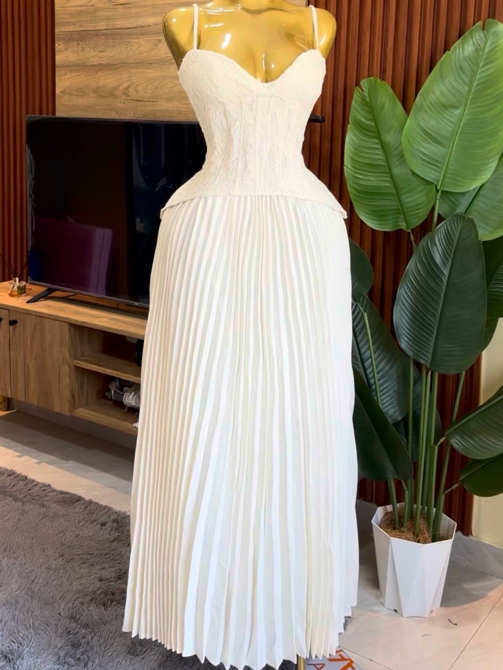 Cream Daniella Corset Dress Fashion Nova
Medium